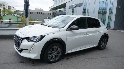 PEUGEOT 208 e-208 Allure