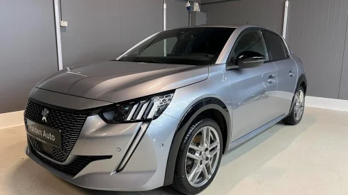 PEUGEOT 208 GT 136hk /Navi/ ACC/ Cruise/ Ryggekamera++