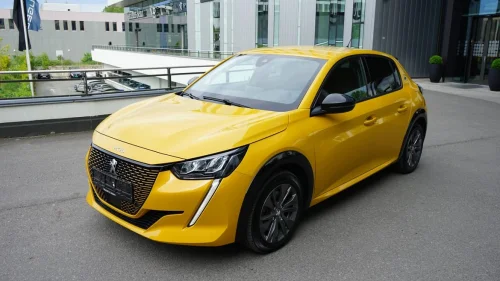 PEUGEOT 208 e-208 Allure