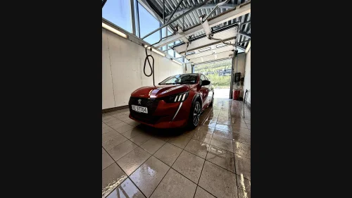 PEUGEOT 208 E208 GT Pack