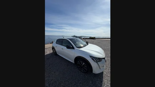 PEUGEOT 208 GT Pack 136hk