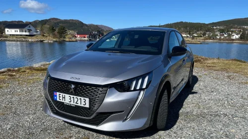 PEUGEOT 208 GT 136hk