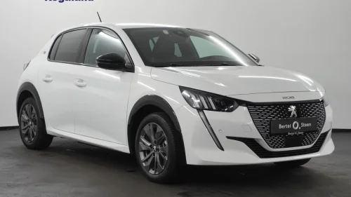 PEUGEOT 208 GT 136 hk