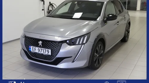 PEUGEOT 208 GT 136hk / NAVI / ACC