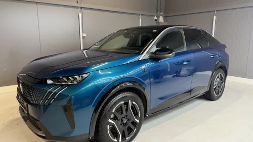 PEUGEOT 3008 GT 210hk 2WD /Panorama/ Focal Hifi/ ACC/ Keyless/ Krok