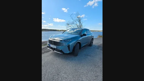 PEUGEOT 3008 GT 210hk 2WD