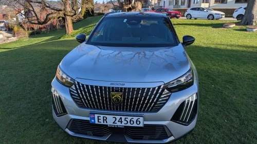 PEUGEOT 2008 GT 156hk