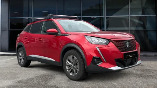 PEUGEOT 2008 Allure /CarPlay 3D COCKPIT/ EU 2028/ ACC/ DAB+ / EU28