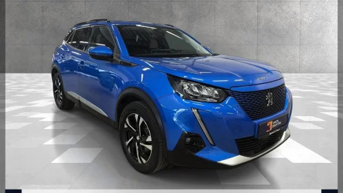 PEUGEOT 2008 AUT/ACC/NAVI/KAMERA/CARPLAY/VARMESETER