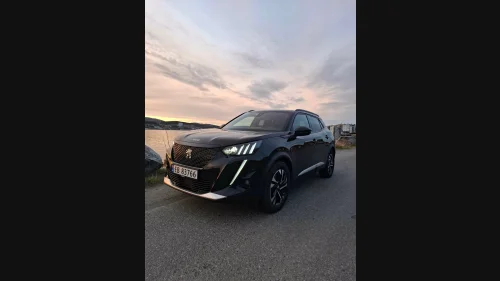 PEUGEOT 2008 GT 136hk
