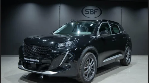 PEUGEOT 2008 136HK ALLURE/ACC/RYGGEKAMERA/NAVI/CARPLAY