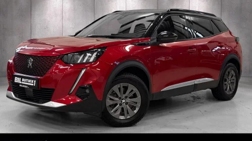 PEUGEOT 2008 GT Pack / 136hk / LED / Keyless /ACC / Navi /Kamera++