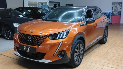 PEUGEOT 2008 2020 Mod | GT pakke | Delskinn | R-kamera | Eu 2028
