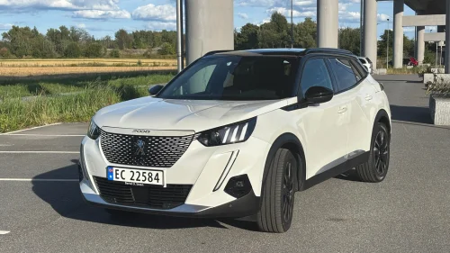 PEUGEOT 2008 GT Pack 136hk