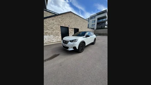 PEUGEOT 2008 GT 136hk
