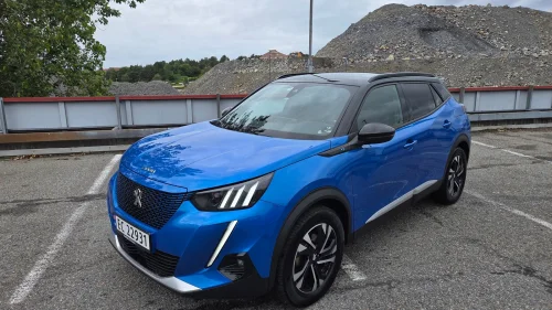 PEUGEOT 2008 GT 136hk