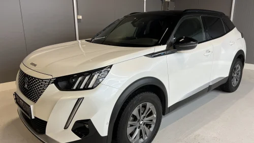 PEUGEOT 2008 GT 136hk /Adaptiv cruise/ Navi/ Ryggekamera+++