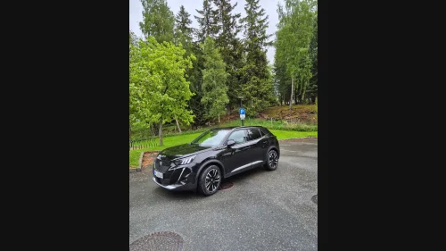 PEUGEOT 2008 GT 136hk