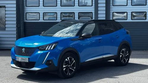 PEUGEOT 2008 GT 136hk/EU-28/ACC/LANE/3D COCKPIT/TRÅD.LØS MOBILLADER/