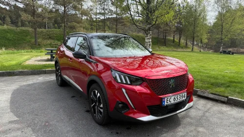 PEUGEOT 2008 GT Pack 136hk