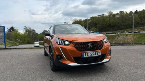 PEUGEOT 2008 GT 136hk