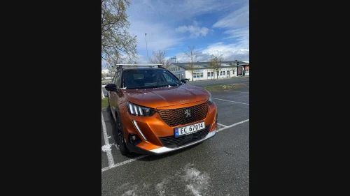 PEUGEOT 2008 GT 136hk
