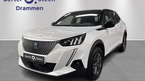 PEUGEOT 2008 GT 136 hk/ Adaptiv cruisekontroll / Navi / Keyless