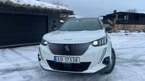 PEUGEOT 2008 GT 136hk