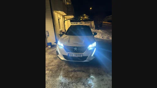 PEUGEOT 2008