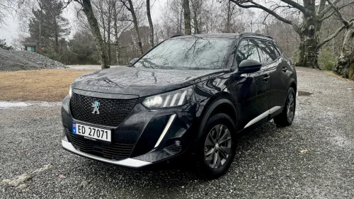 PEUGEOT 2008 GT 136hk