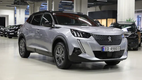 PEUGEOT 2008 GT/ACC/Kamera/Delskinn/Nye sommer/vinterdekk