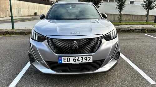 PEUGEOT 2008 GT Pack 136hk