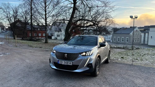 PEUGEOT 2008 GT 136hk