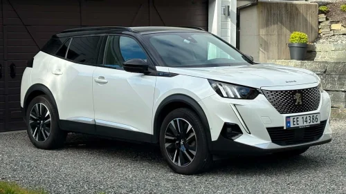 PEUGEOT 2008 GT 136hk
