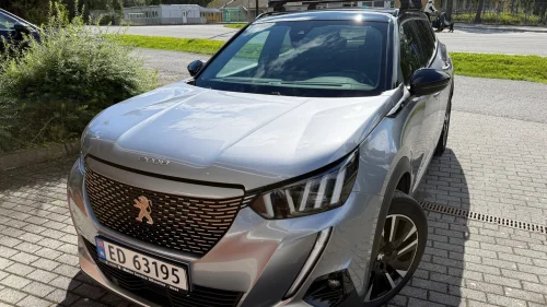 PEUGEOT 2008 GT