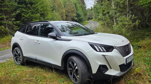 PEUGEOT 2008 GT Pack 136hk