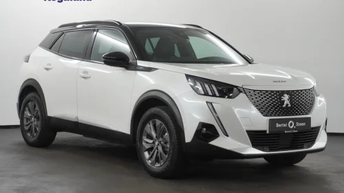 PEUGEOT 2008 GT 136 hk