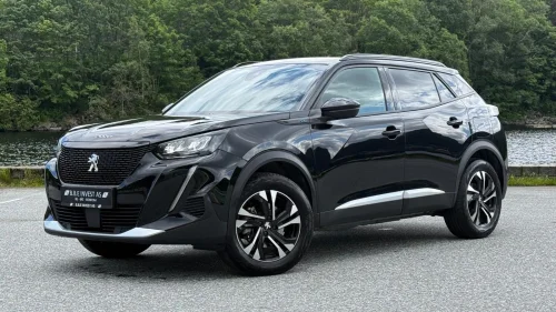 PEUGEOT 2008 GT/136HK/341KM-WLTP/NAVI/RKAM/DAB/BT/APPLE/ISOFIX/CRUIS