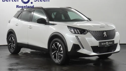 PEUGEOT 2008 GT 136 hk