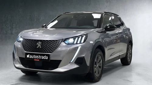PEUGEOT 2008 GT,  Adaptiv Cruice, Navi, Apple Carplay, Lav km.