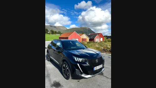 PEUGEOT 2008 GT 136hk