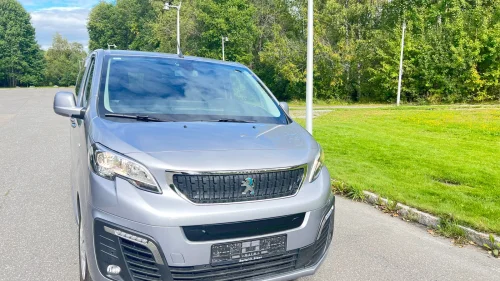 PEUGEOT EXPERT Mester L2 75kWh 136hk
