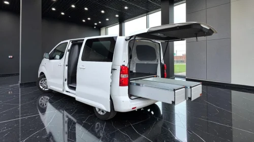 PEUGEOT EXPERT Mester L2 75kWh 136hk++INNREDNING+FORVARMING