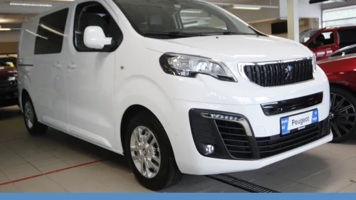 PEUGEOT EXPERT Mester L2 75kWh 136hk