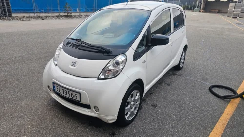PEUGEOT iOn Elbil Active 67 hk