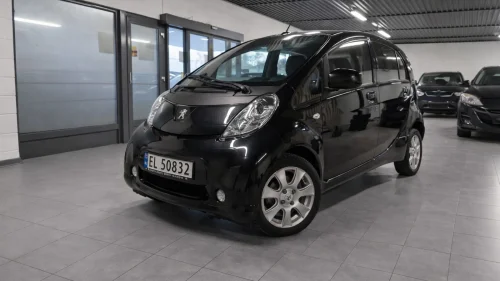 PEUGEOT iOn EU 2028 // 1 EIER // LAV KM // HISTORIKK // SE PRIS ++