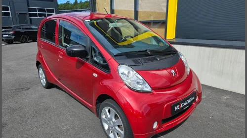 PEUGEOT iOn Hurtiglading AC S+V Hjul Bluetooth LAV KM! | NY EU!