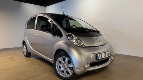 PEUGEOT iOn Hurtiglading / Air Condition / Strøken / LAV KM!