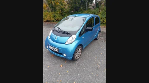 PEUGEOT iOn