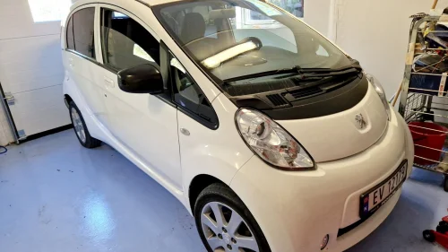PEUGEOT iOn Elbil Active 67 hk